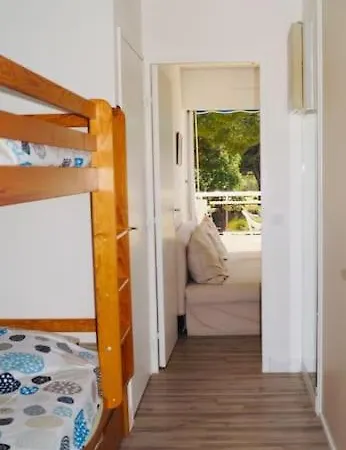 Studio Calme Proche Des Plages- Motte Apartment